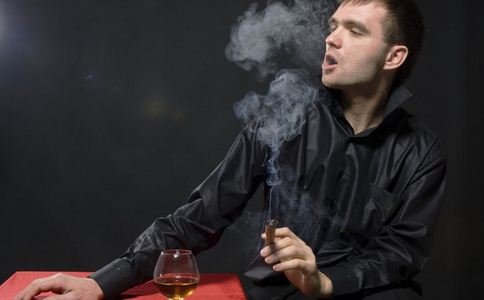 吸烟对性功能影响大吗？男人如何提高性能力