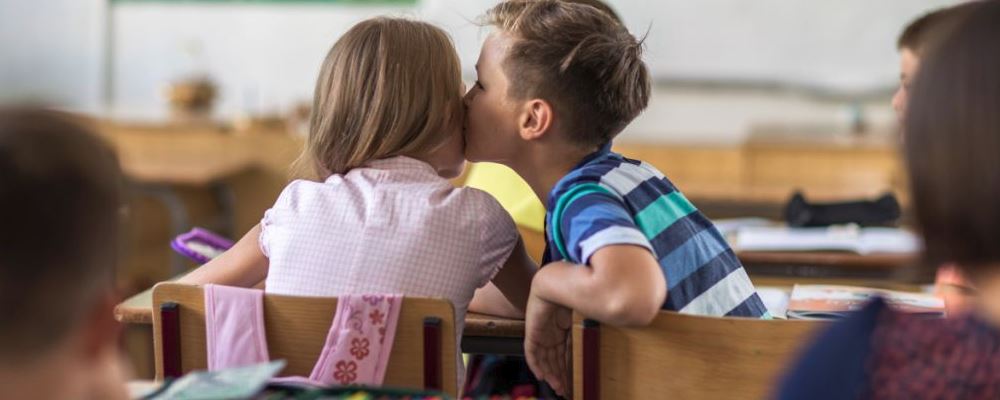 什么时候对孩子进行性教育？性教育的五个时期